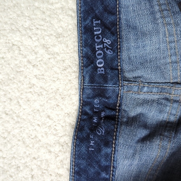 3 For $30. The Limited Bootcut Jeans - Picture 3 of 10